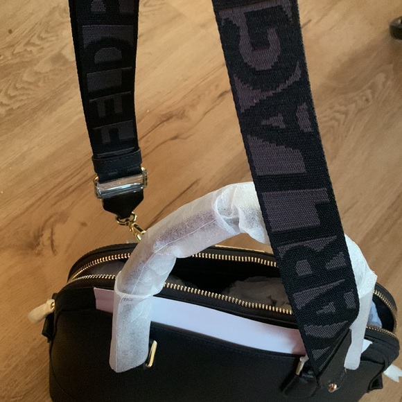 Karl lagerfield handbag - Picture 4 of 5